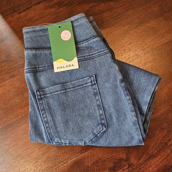 Halara NWT leggings XS - Picture 2 of 3